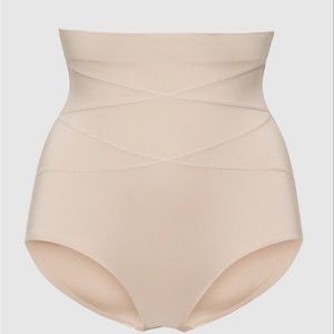 NWOT Shape Sculpting High Waist Briefs
